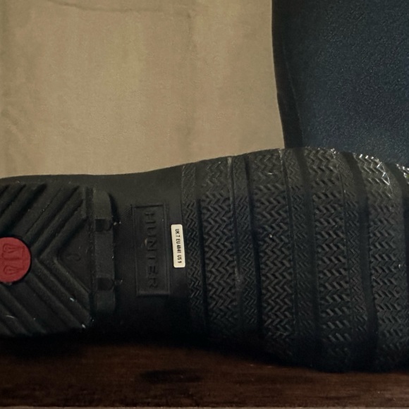 Hunter Navy Blue Tall Rainboots - Picture 4 of 6